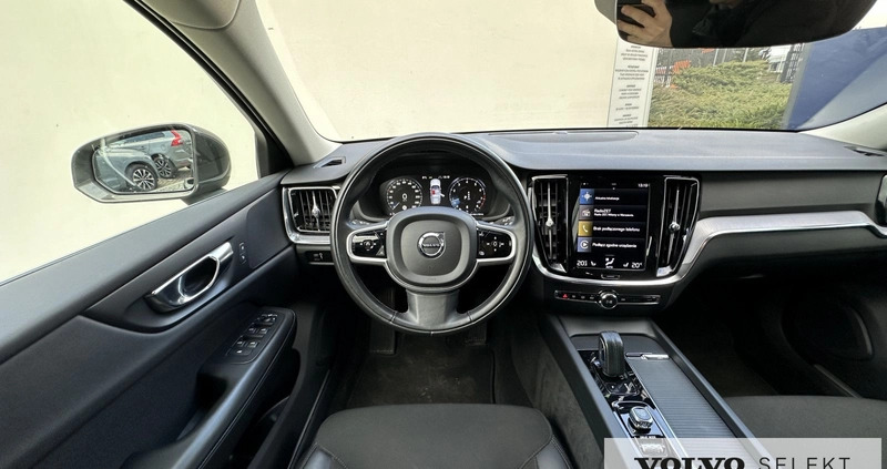 Volvo V60 cena 129900 przebieg: 116160, rok produkcji 2021 z Warszawa małe 352